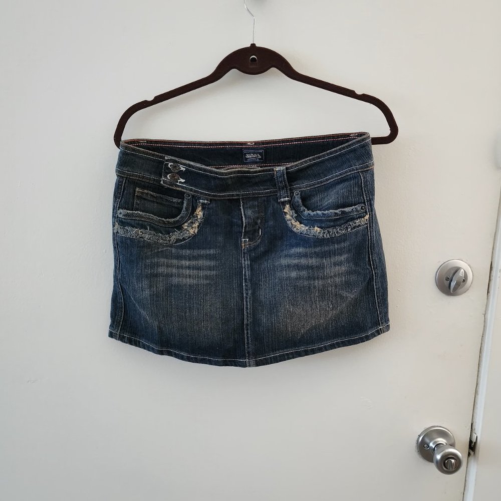 Von Dutch Mini Jean Skirt, Size Medium